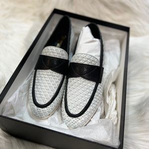 BNIB Chanel $1150 woven braided moccasin loafers 35.5